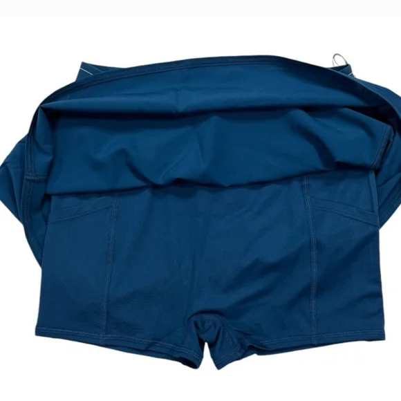 Alo skirt - Picture 2 of 5